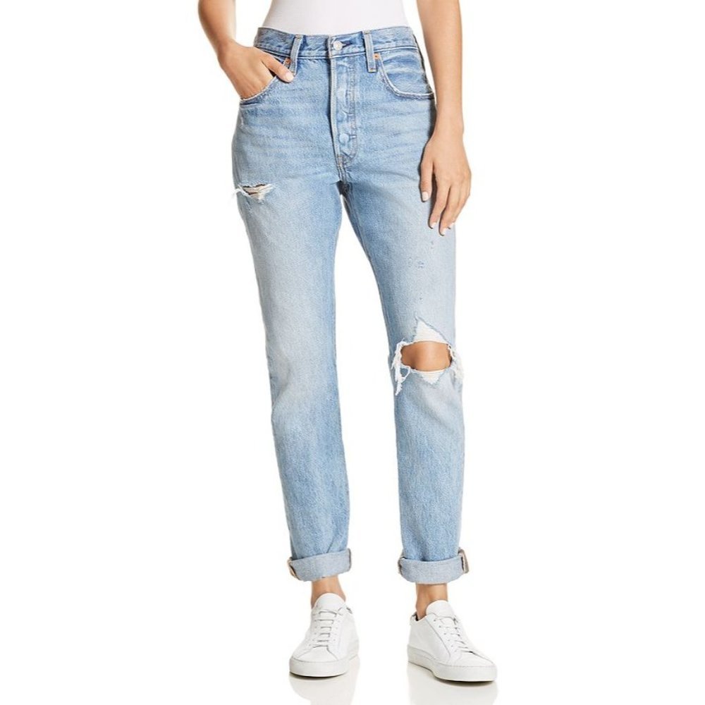 Levi's Woman's Sz 24 501‎ Light Wash Distressed Premium Denim Jeans Button Fly